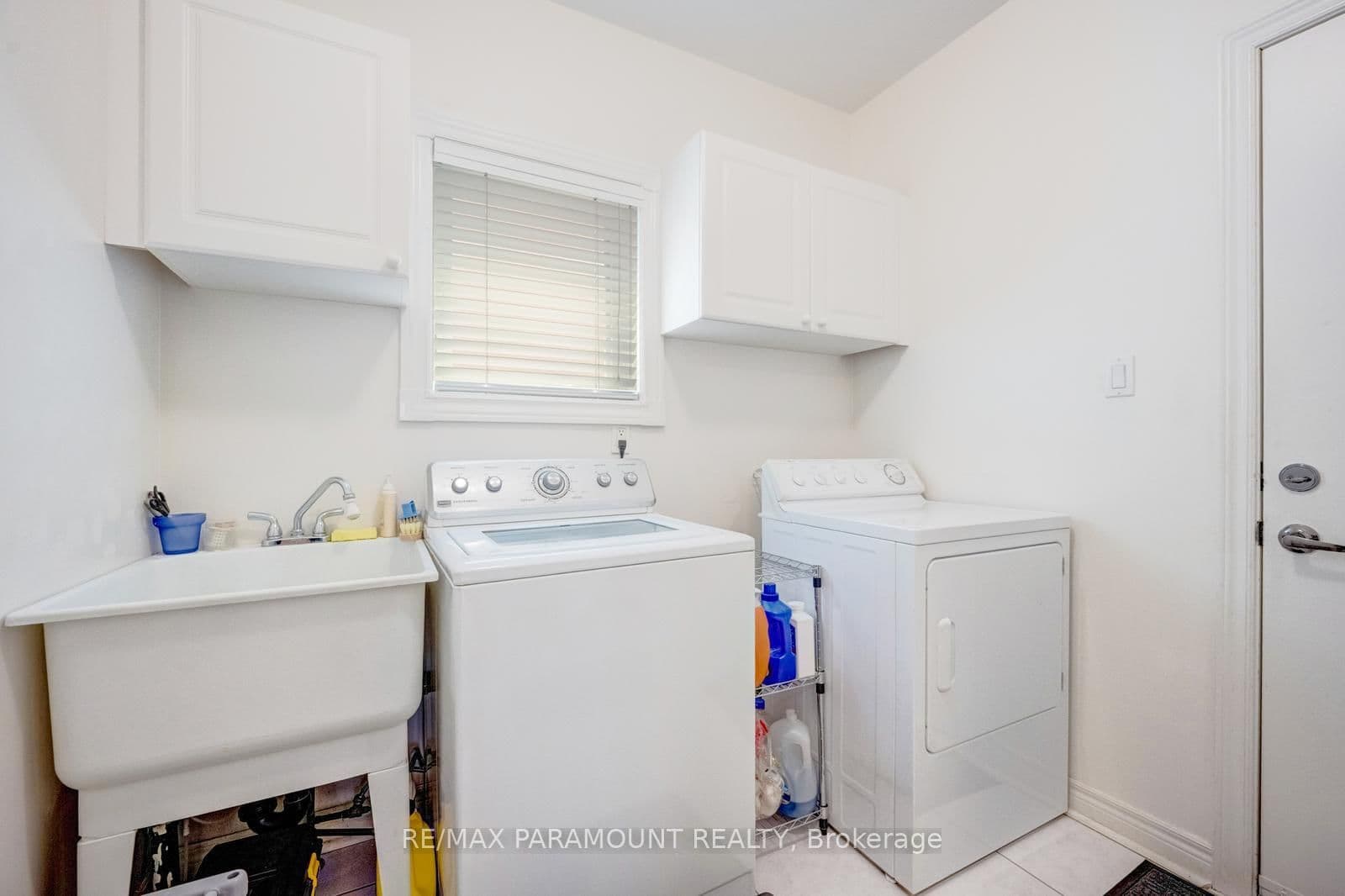 6407 Ormindale Way thumbnail 10