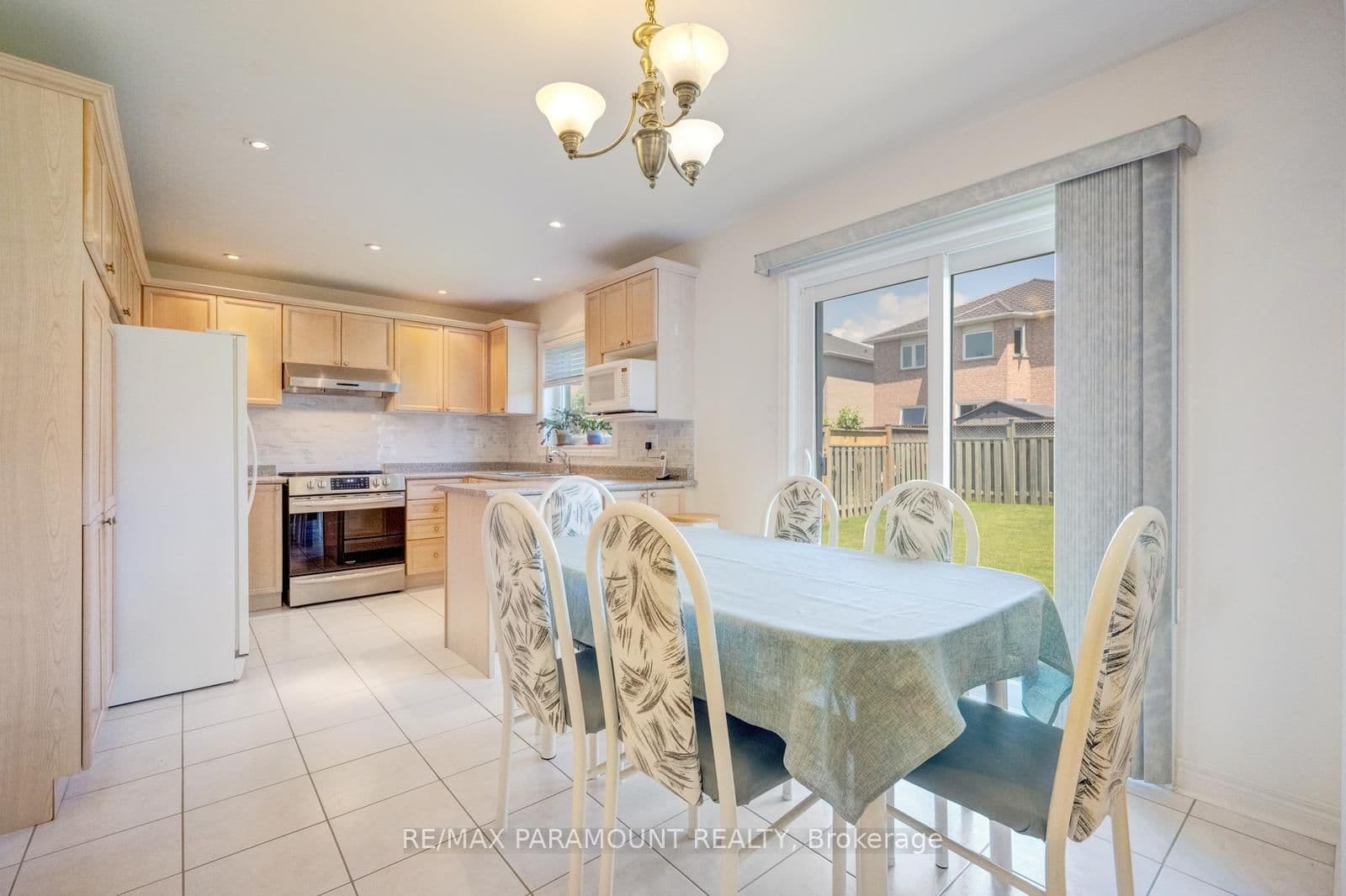 6407 Ormindale Way thumbnail 17