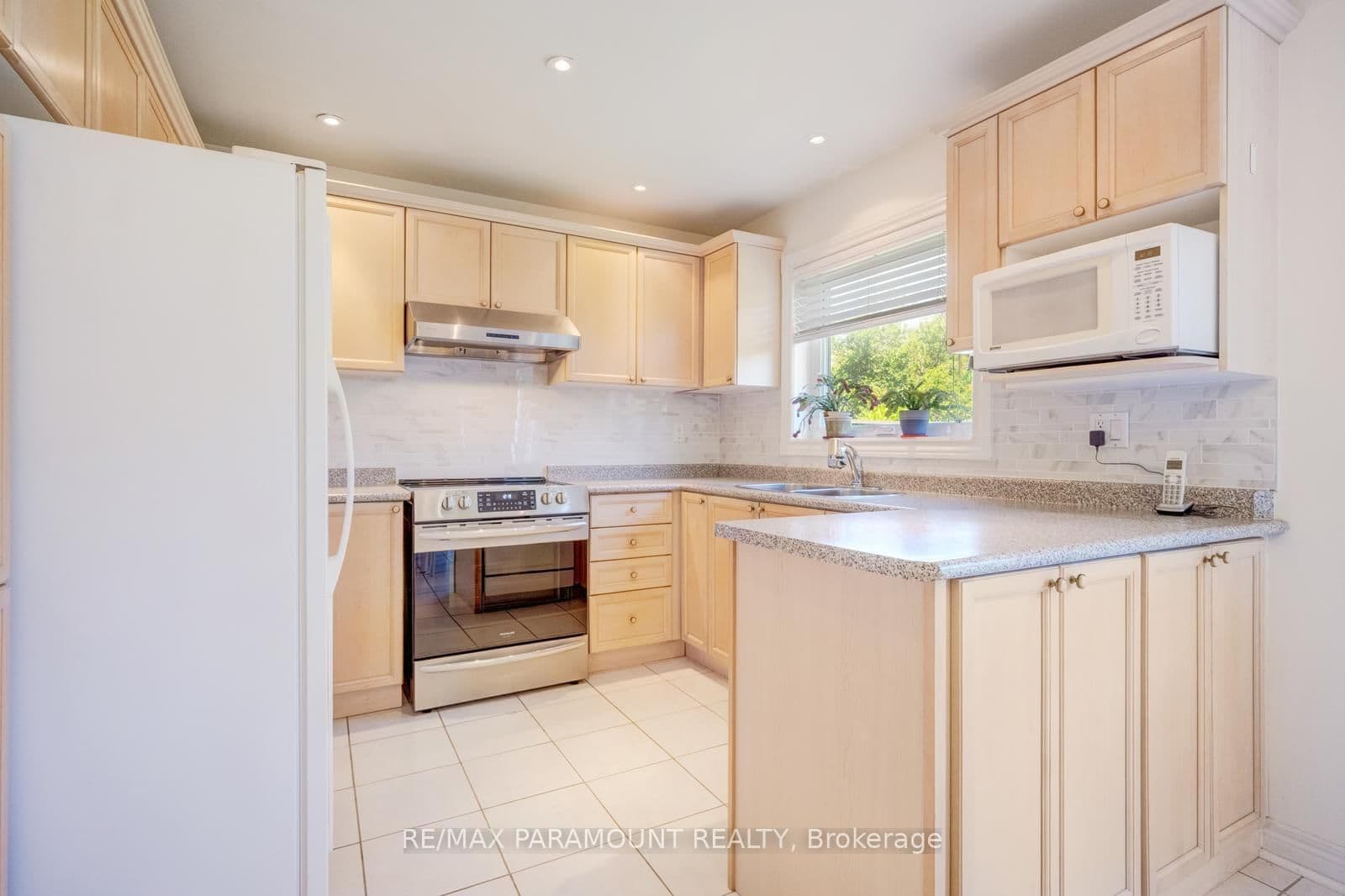 6407 Ormindale Way thumbnail 18