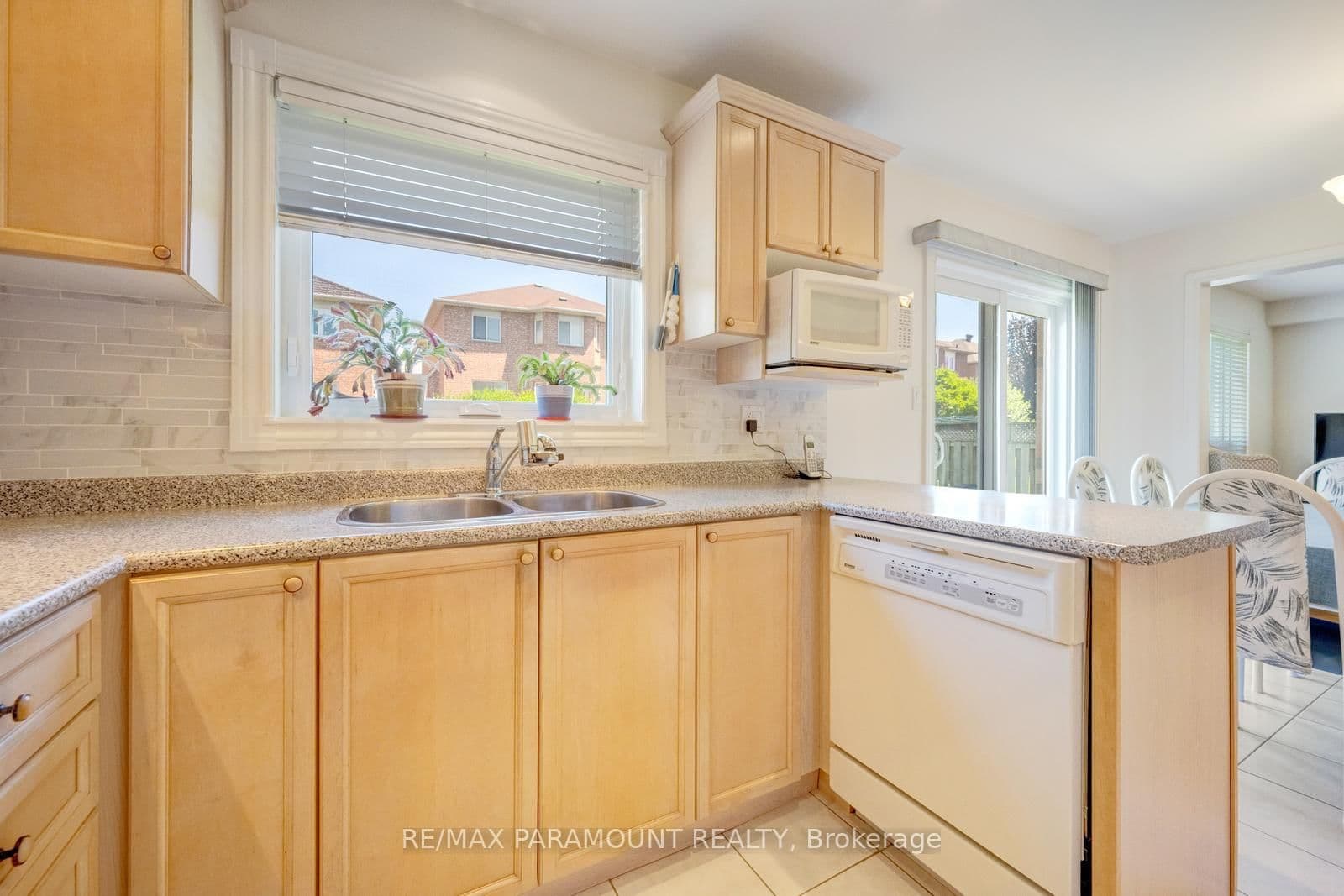 6407 Ormindale Way thumbnail 19