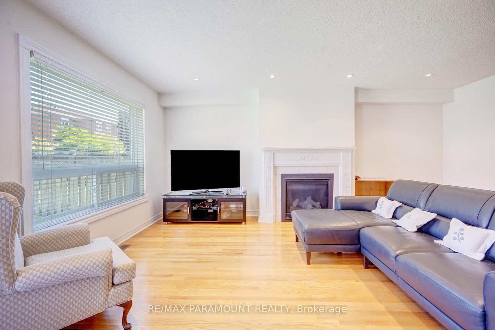 6407 Ormindale Way thumbnail 22