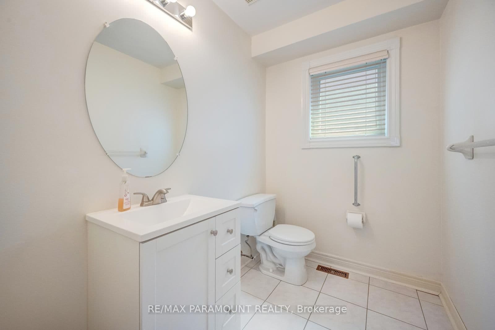 6407 Ormindale Way thumbnail 9