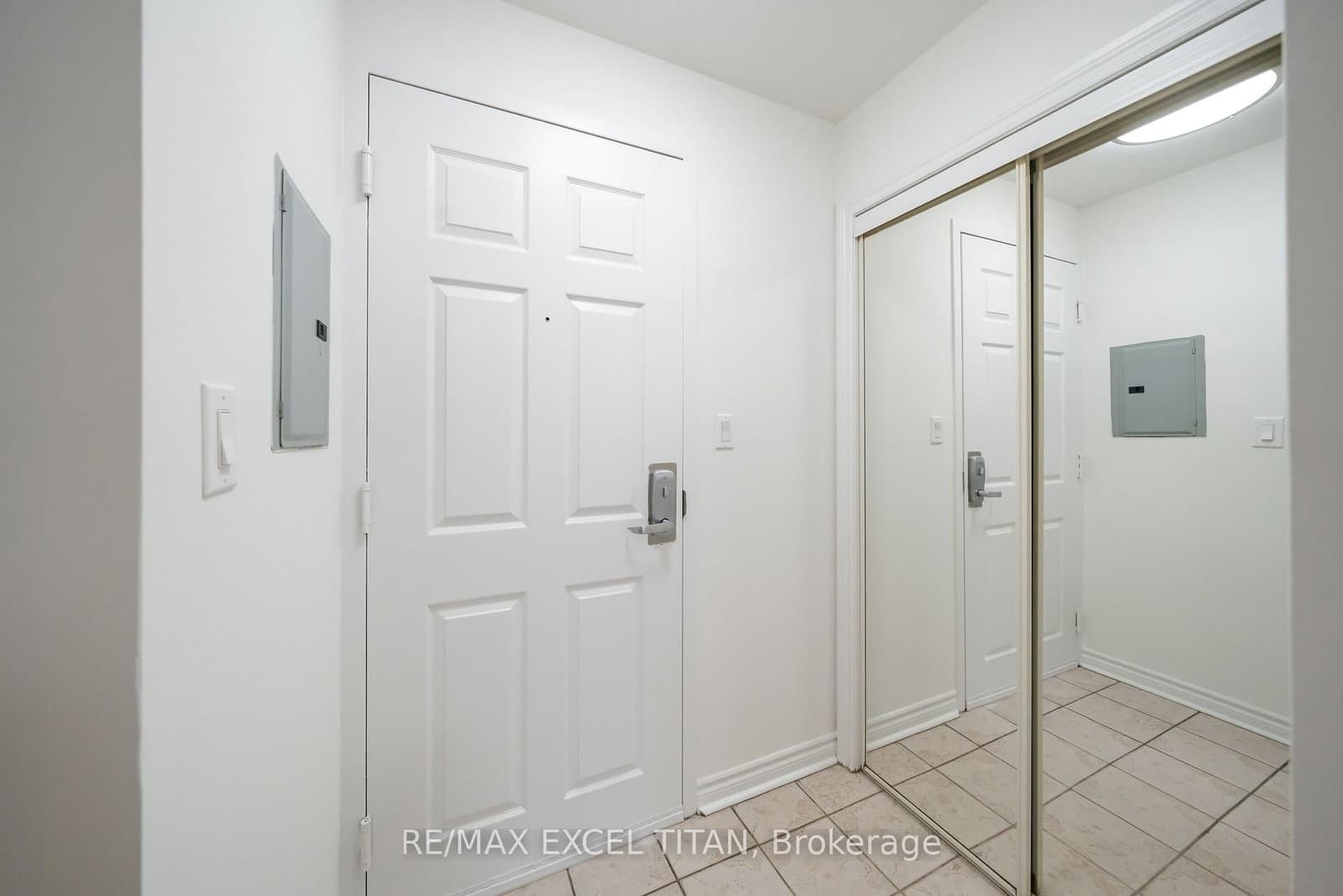 1401 Dupont Street, Unit 115 thumbnail 7