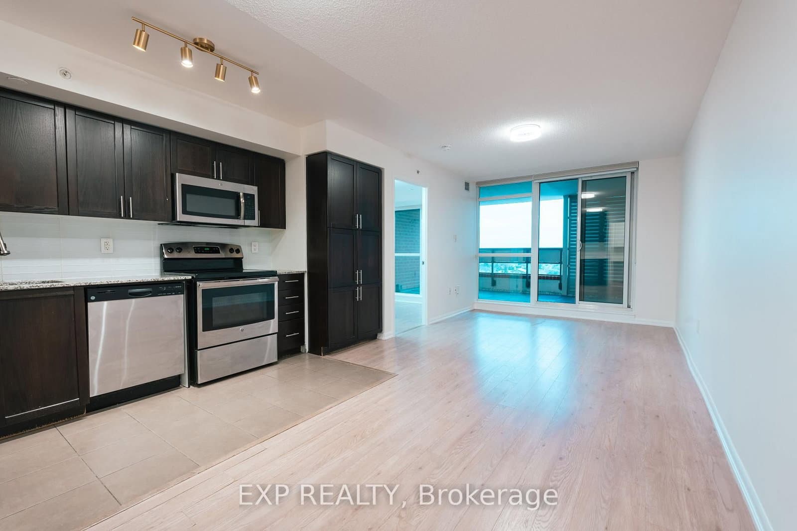 830 Lawrence Avenue W, Unit 540 thumbnail 7