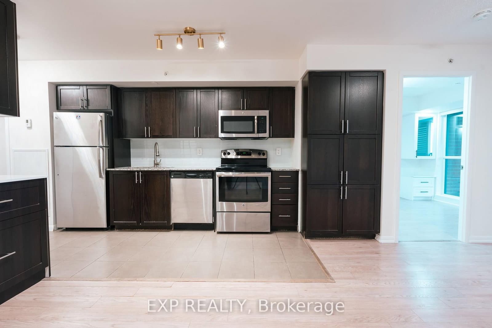 830 Lawrence Avenue W, Unit 540 thumbnail 8