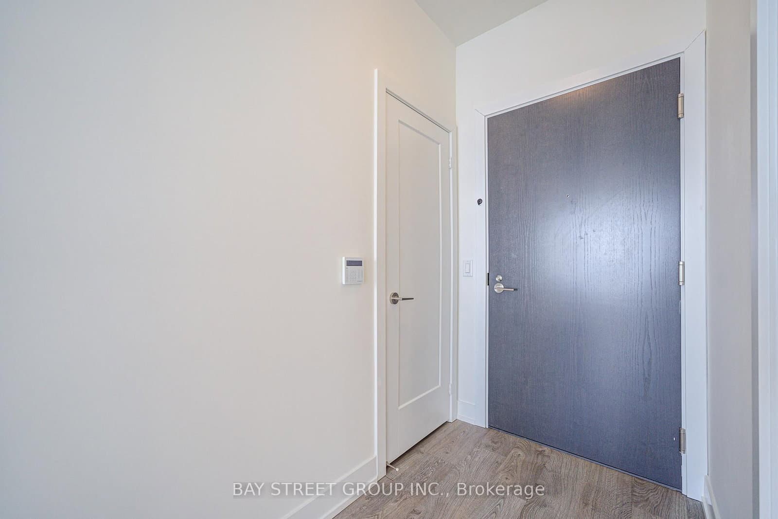 5 Mabelle Avenue, Unit 4032 thumbnail 10