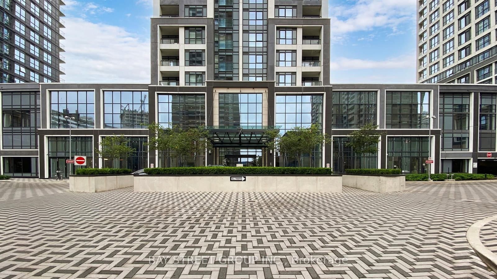 5 Mabelle Avenue, Unit 4032 thumbnail 4