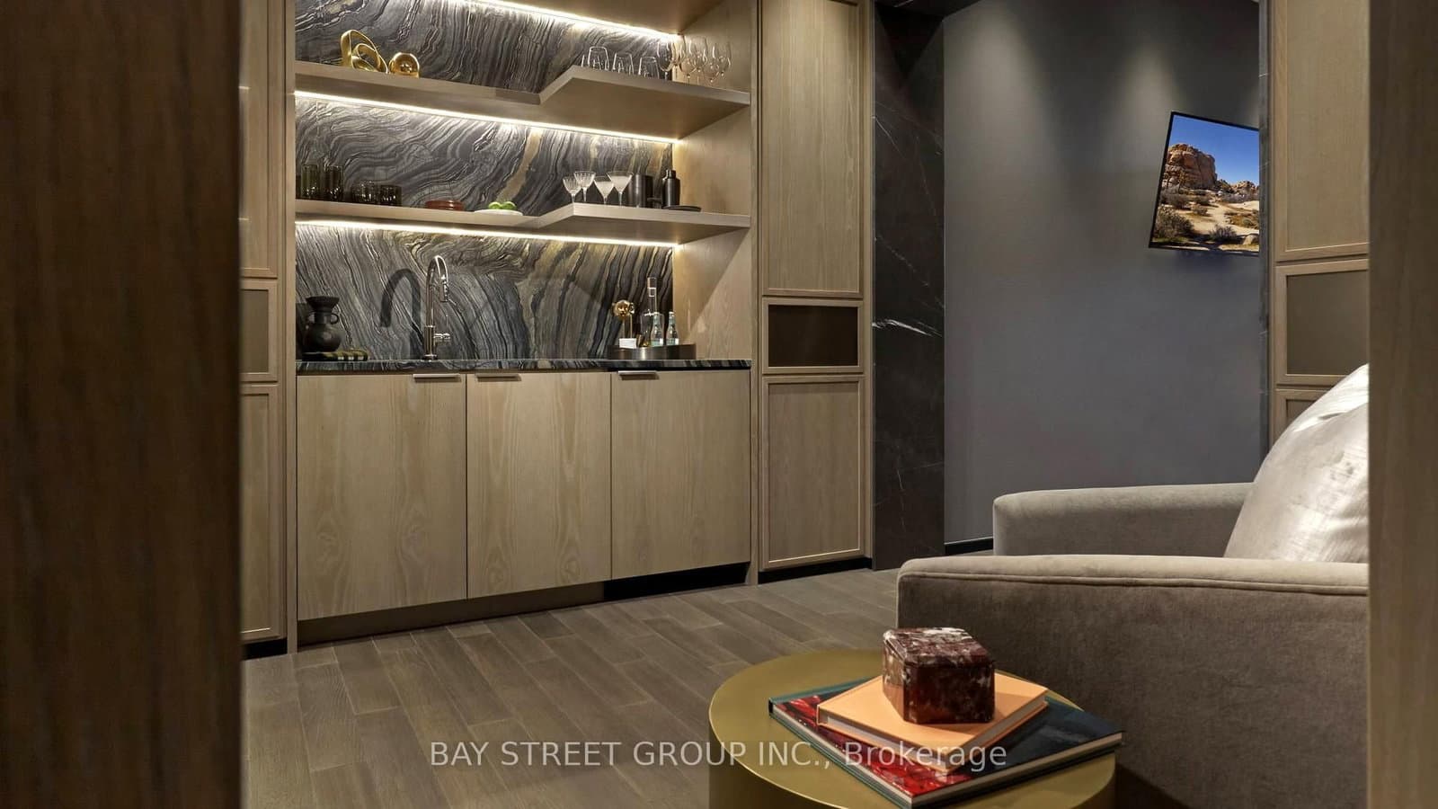 5 Mabelle Avenue, Unit 4032 thumbnail 42