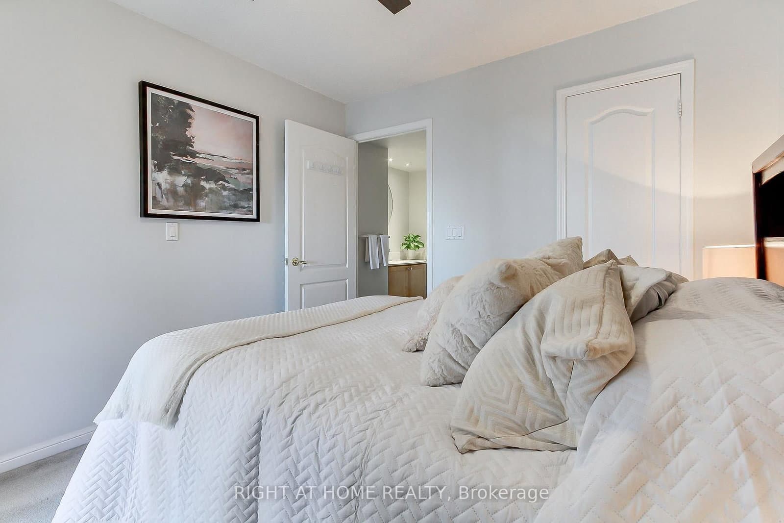 1140 Parkwest Place, Unit 1002 thumbnail 13