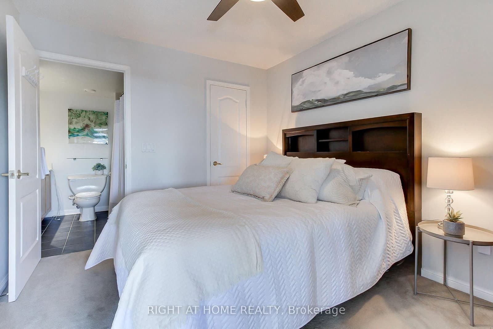 1140 Parkwest Place, Unit 1002 thumbnail 4