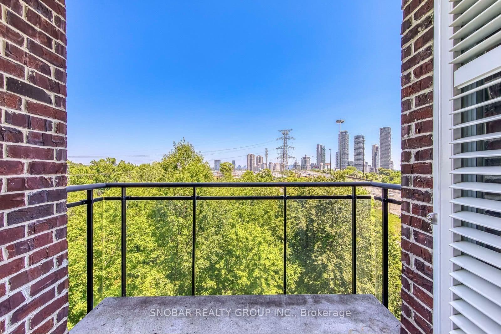 245 Dalesford Road SE, Unit 415 thumbnail 22