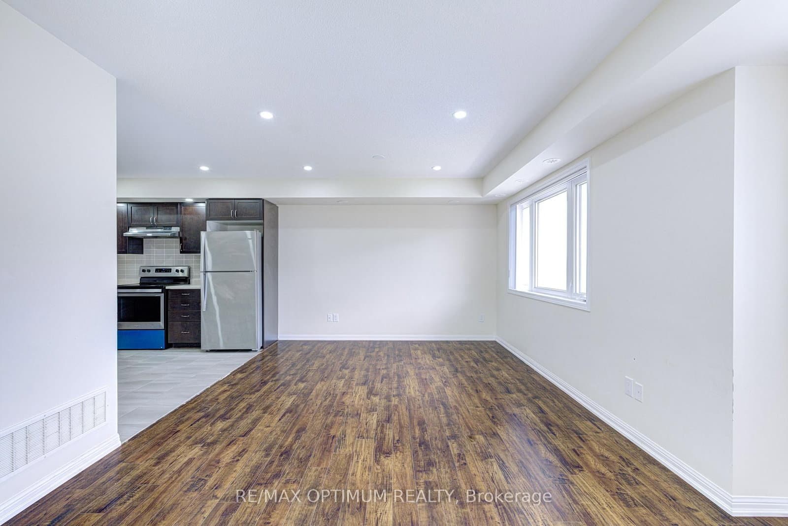 250 Sunny Meadow Boulevard, Unit 307 thumbnail 3