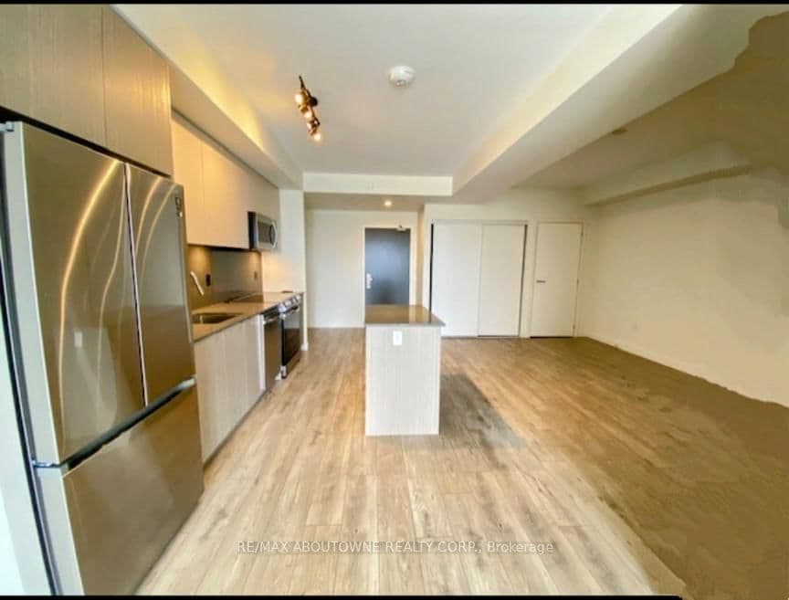 133 Bronte Road, Unit B0723 thumbnail 3