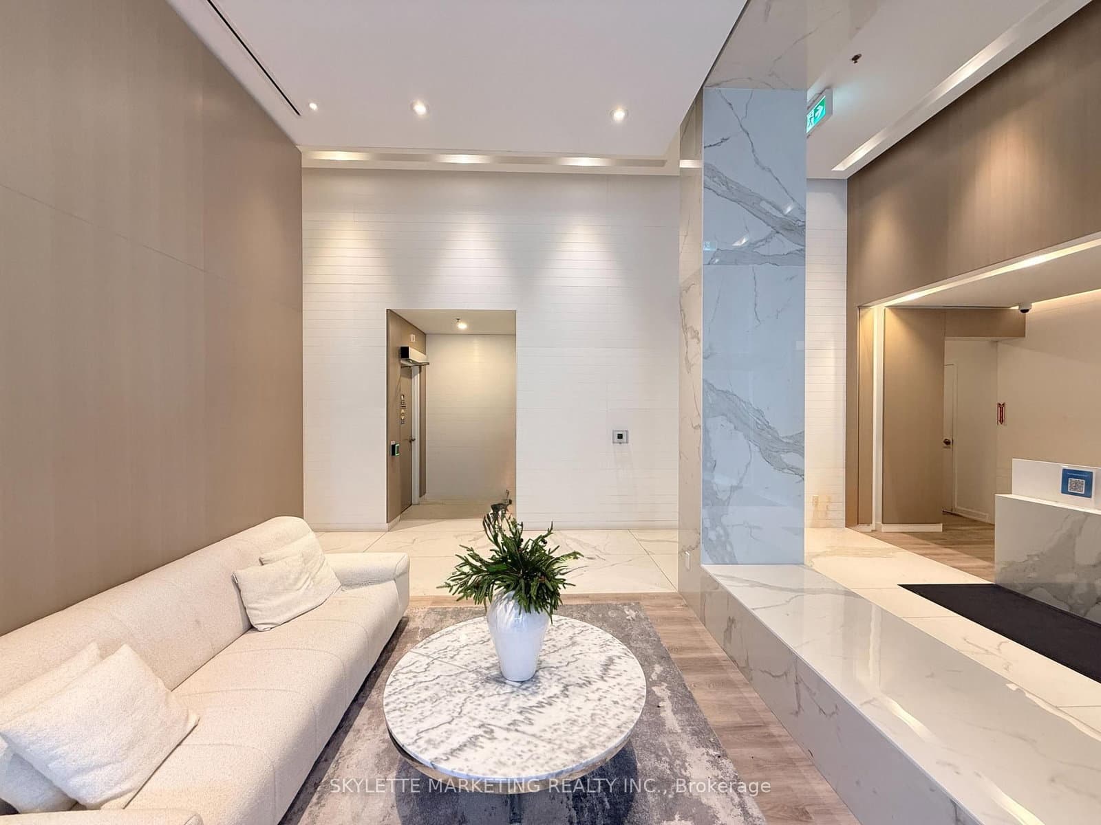 370 Martha Street, Unit 1810 thumbnail 31