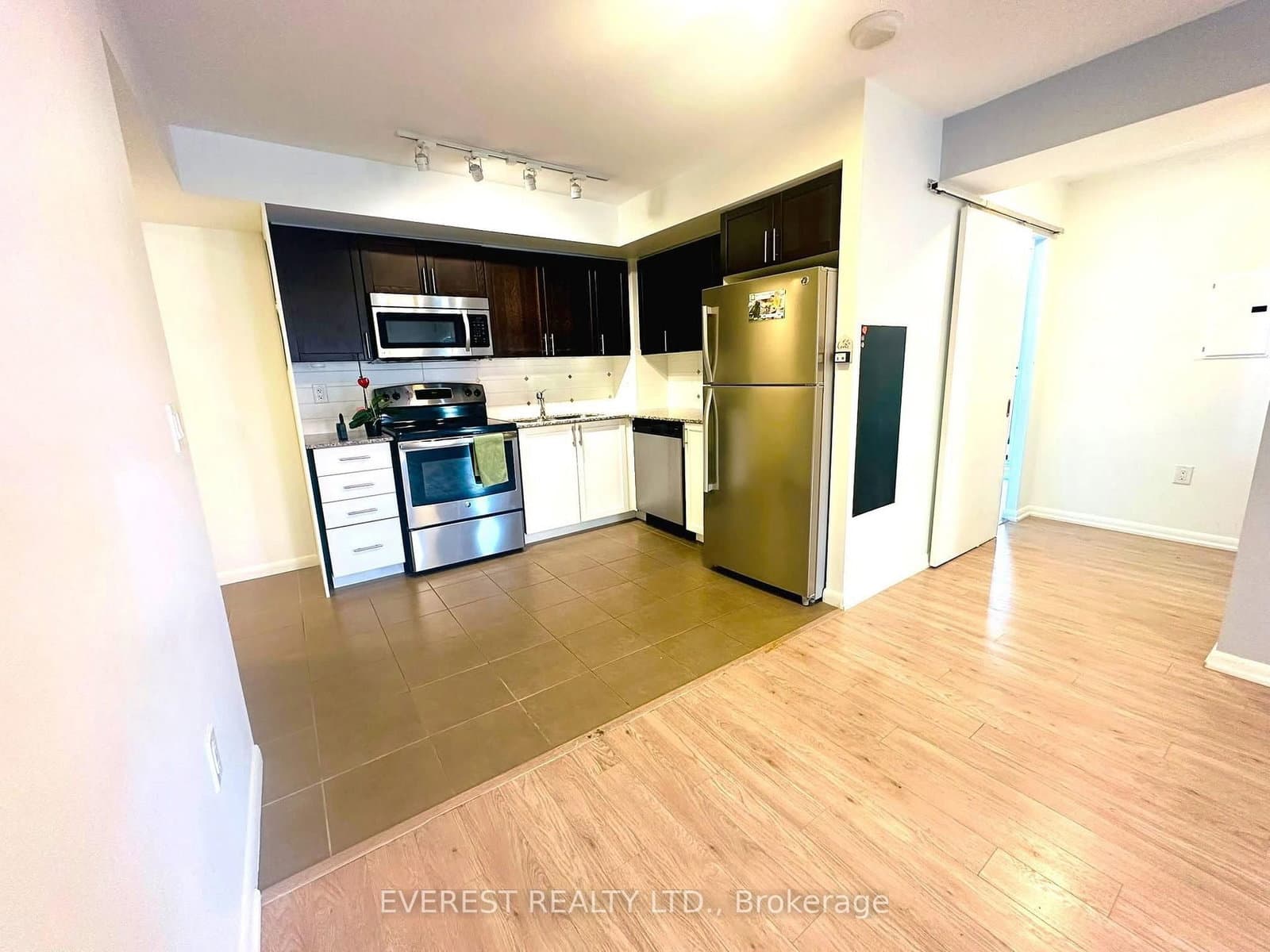 830 Lawrence Avenue W, Unit 517 thumbnail 10