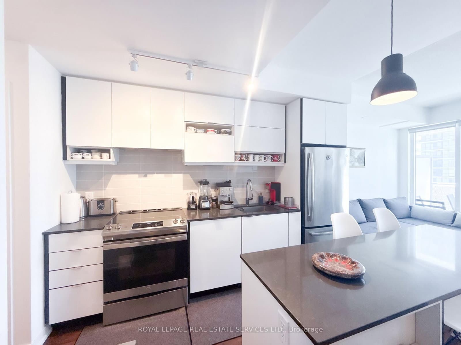 4065 Confederation Parkway, Unit 2312 thumbnail 2