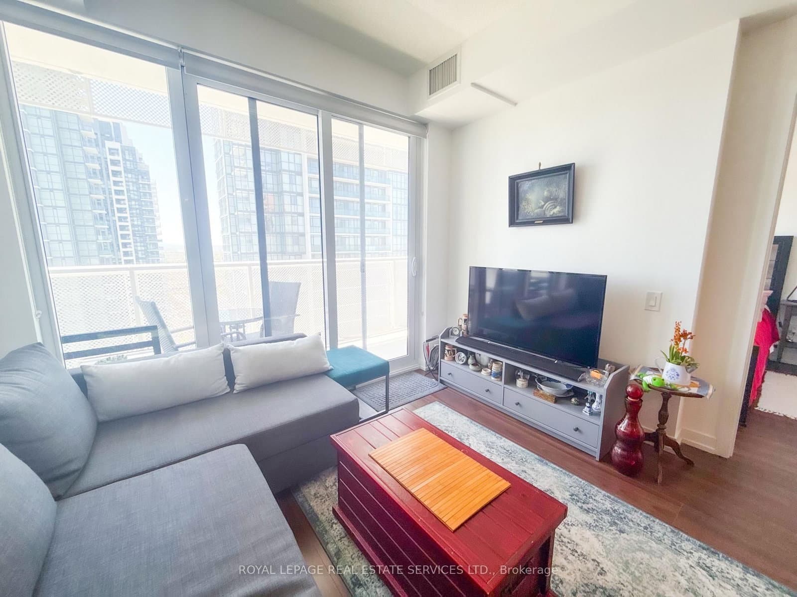 4065 Confederation Parkway, Unit 2312 thumbnail 8