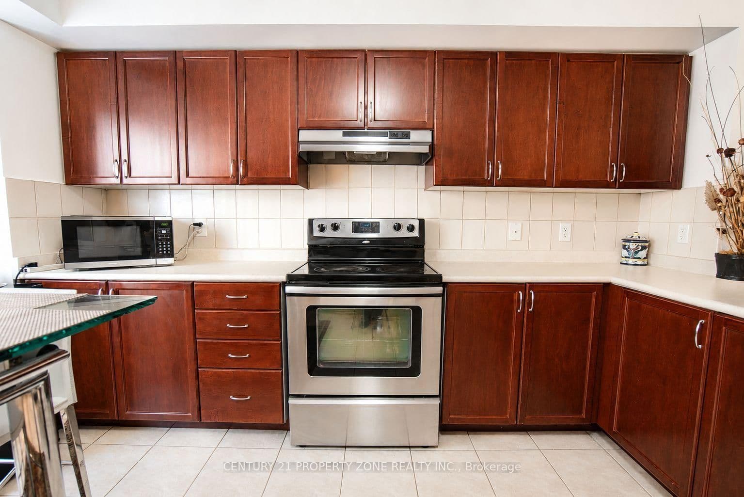 5035 Oscar Peterson Boulevard, Unit 12 thumbnail 9