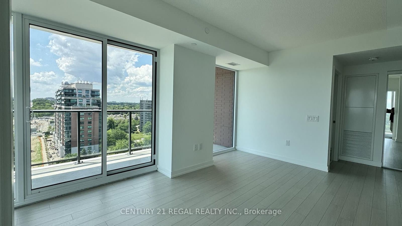 4010 Eglinton Avenue, Unit 1210 thumbnail 6