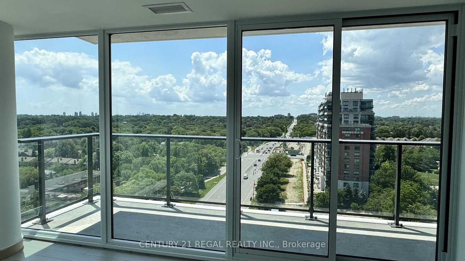 4010 Eglinton Avenue, Unit 1210 thumbnail 8