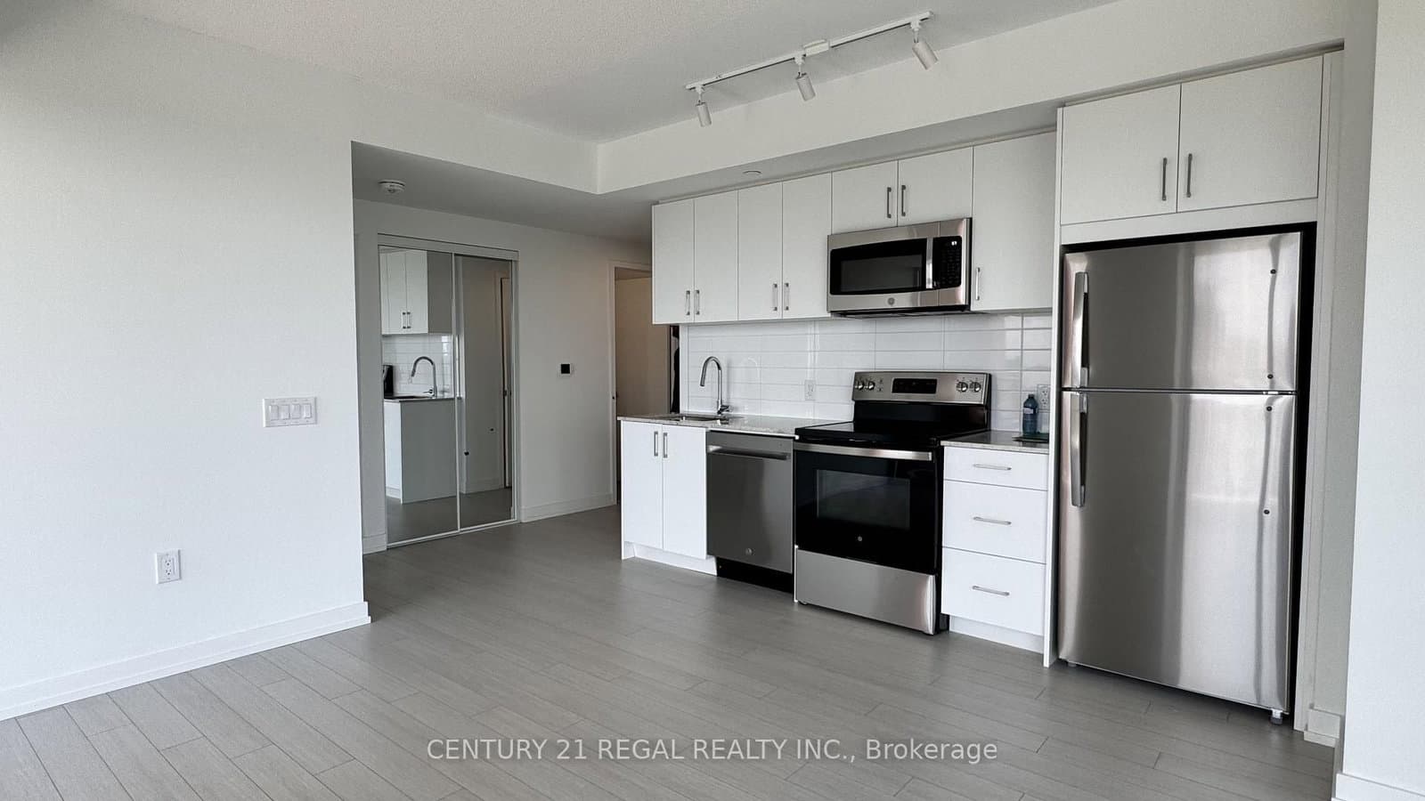 4010 Eglinton Avenue, Unit 1210 thumbnail 9