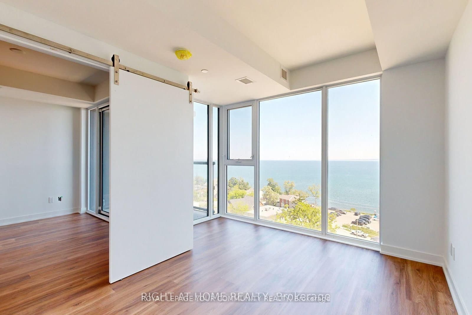370 Martha Street, Unit 1006 thumbnail 11