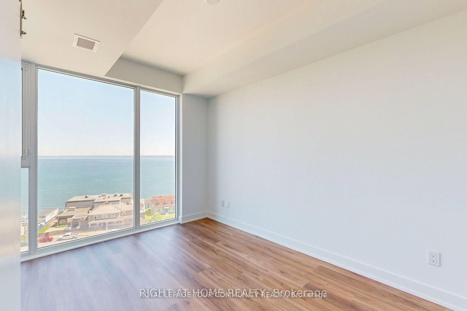 370 Martha Street, Unit 1006 thumbnail 12