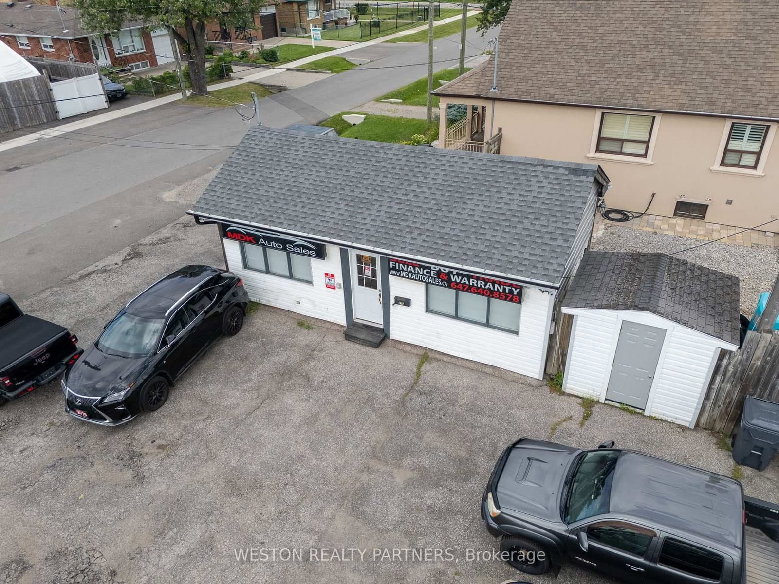 825-827 Lakeshore Road E thumbnail 15