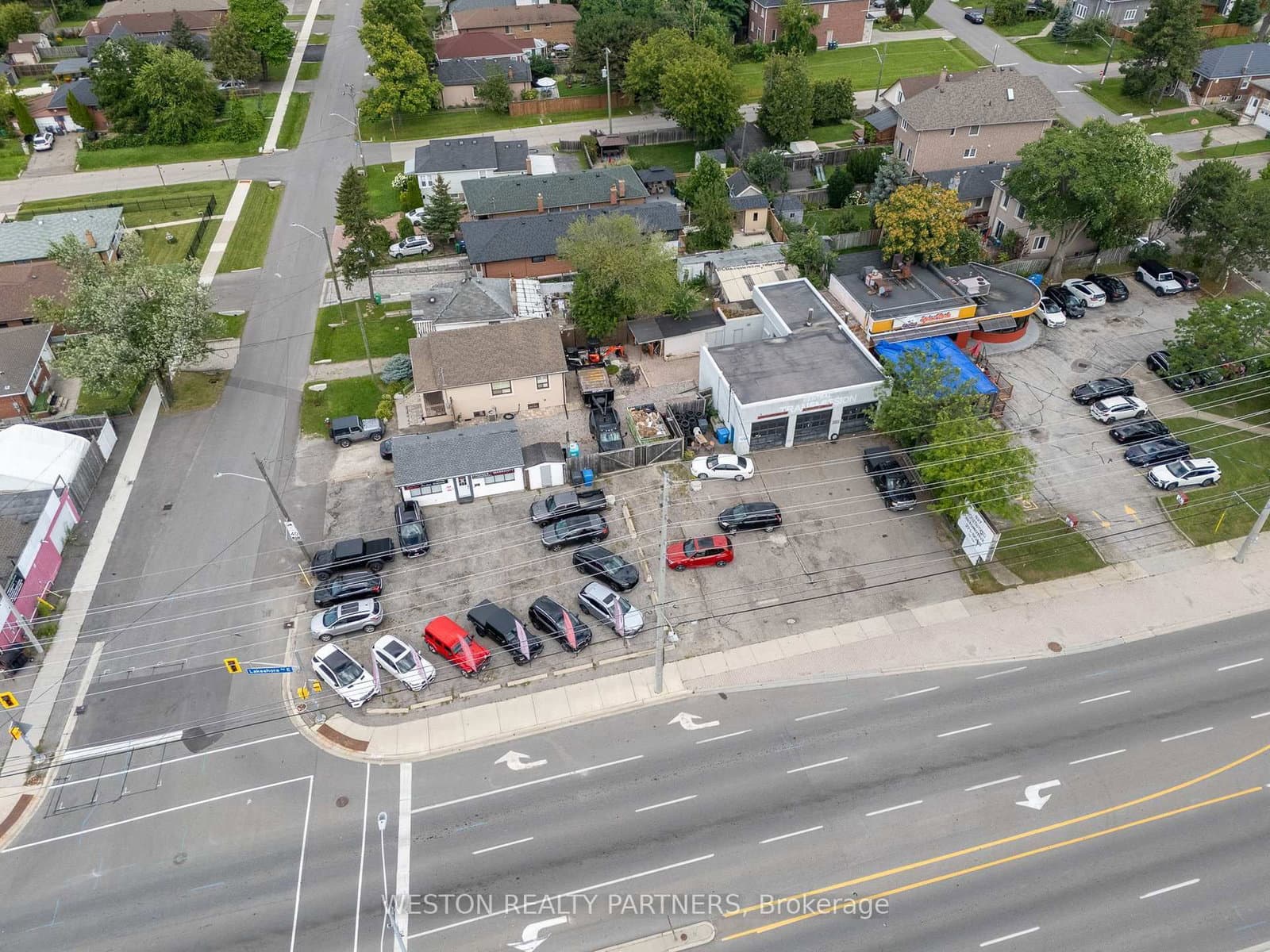 825-827 Lakeshore Road E thumbnail 5