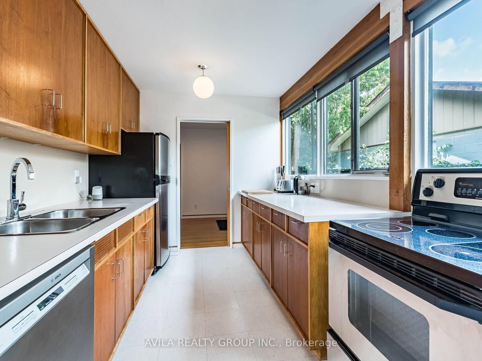 12 Woodbrook Drive thumbnail 6