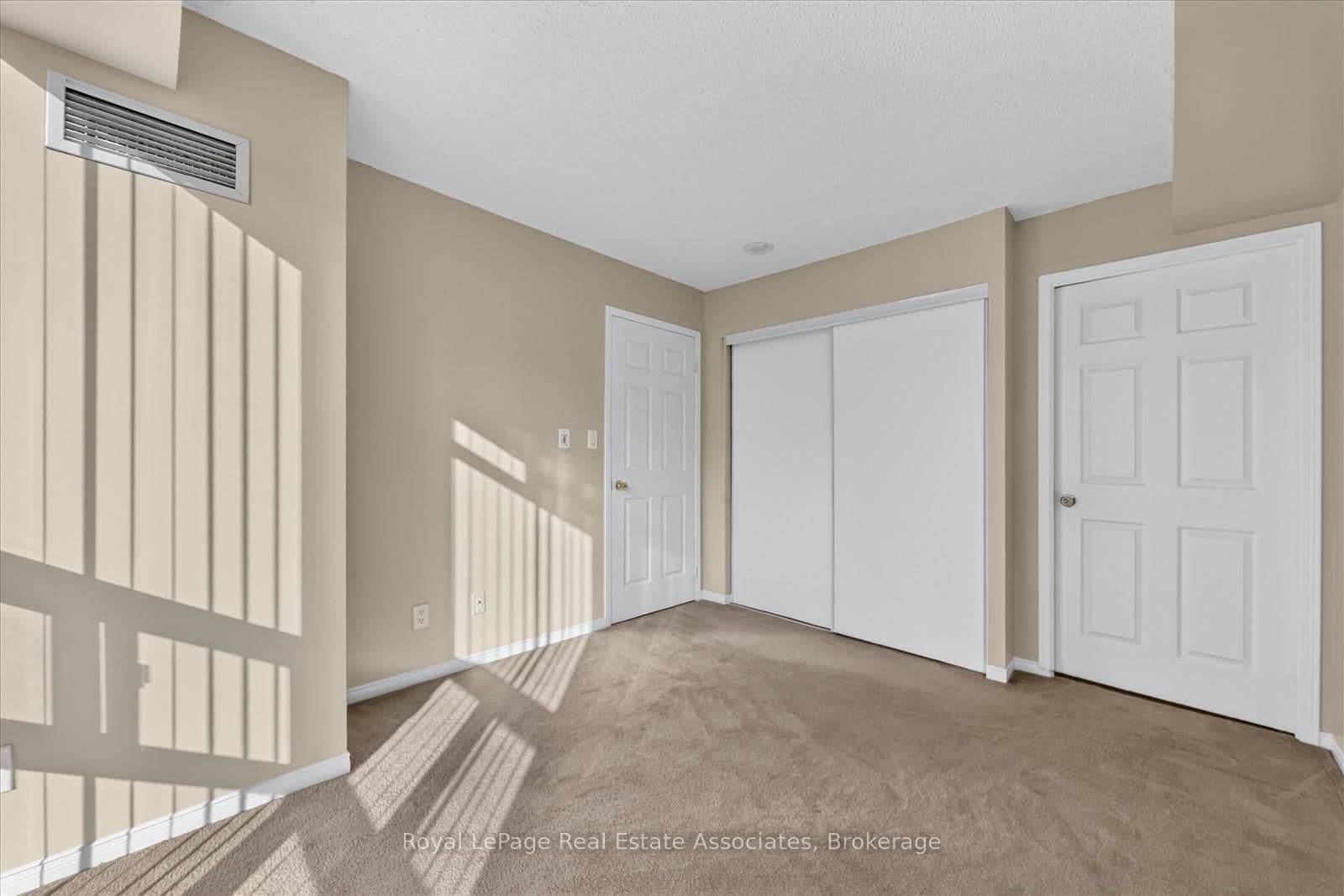 7 Michael Power Place, Unit 908 thumbnail 15