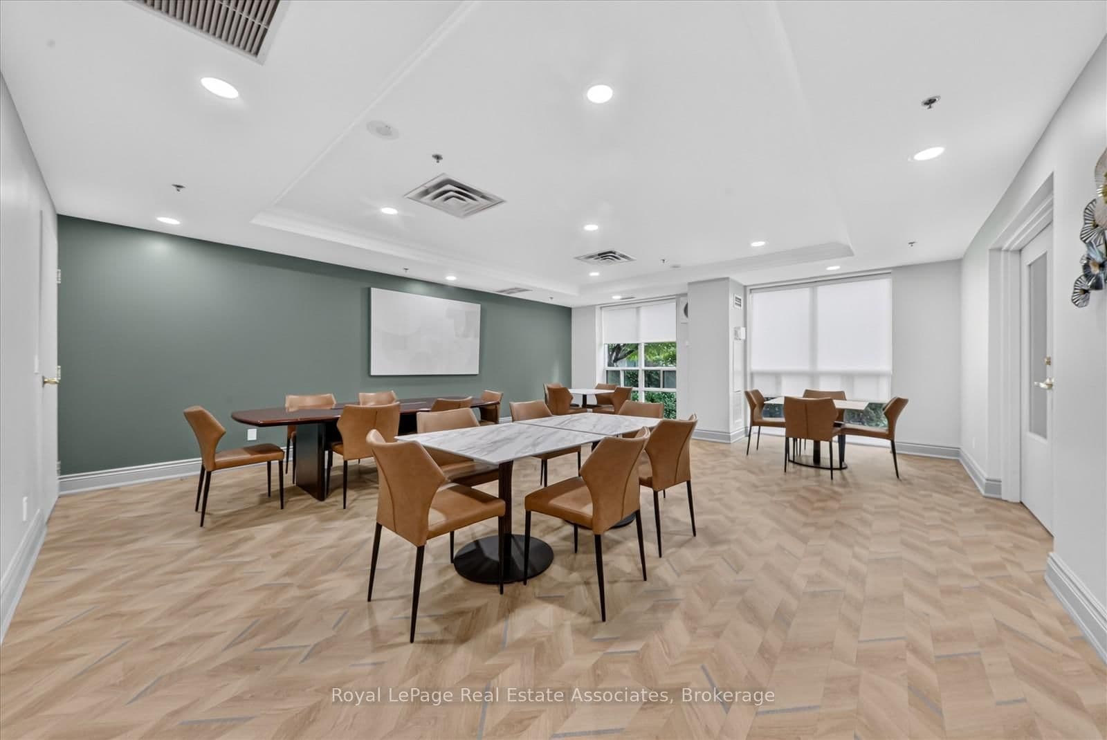 7 Michael Power Place, Unit 908 thumbnail 26