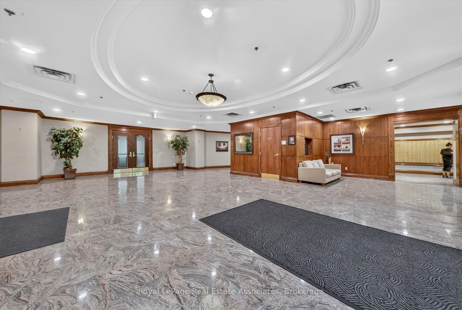 7 Michael Power Place, Unit 908 thumbnail 33