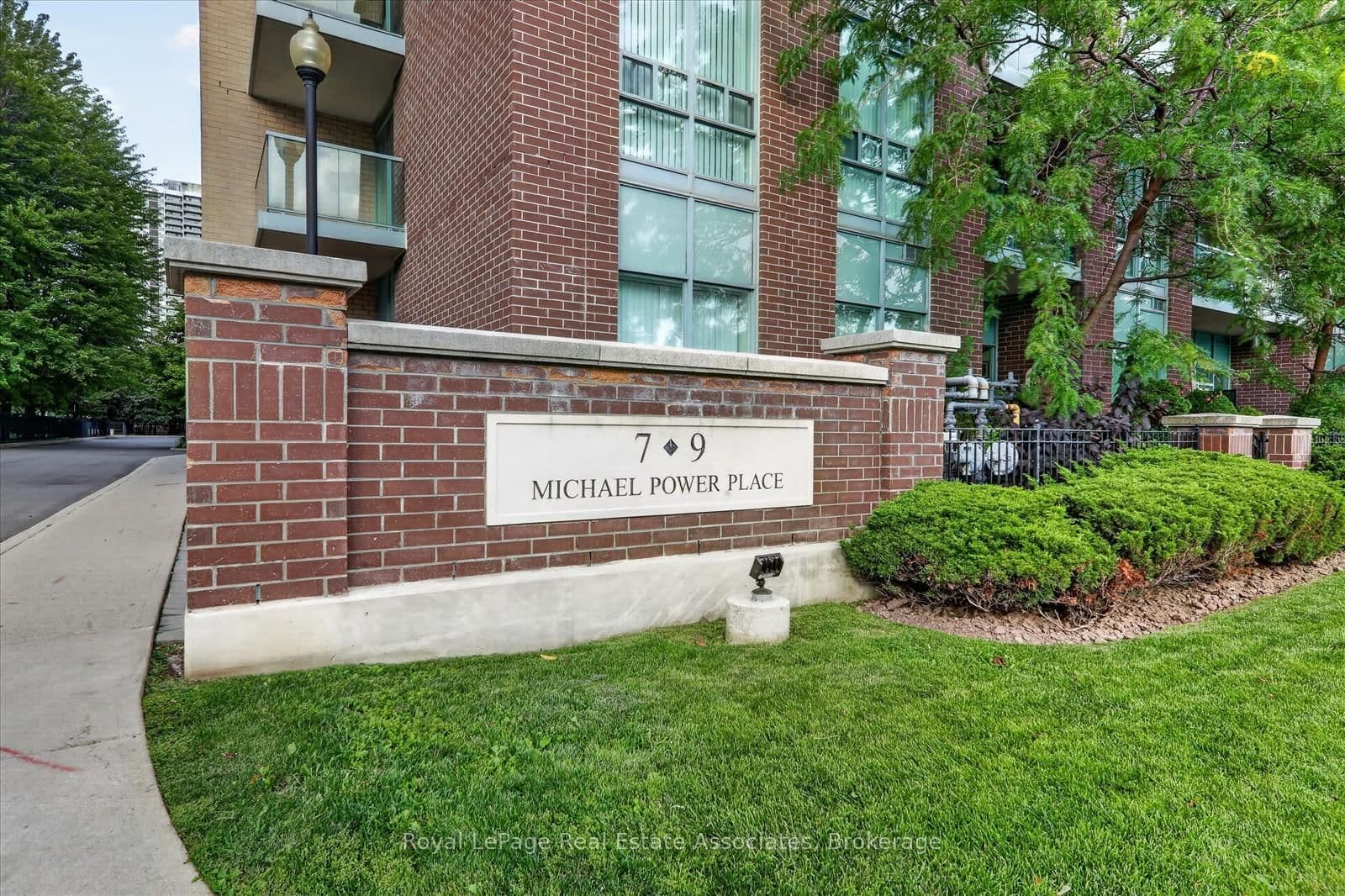 7 Michael Power Place, Unit 908 thumbnail 36