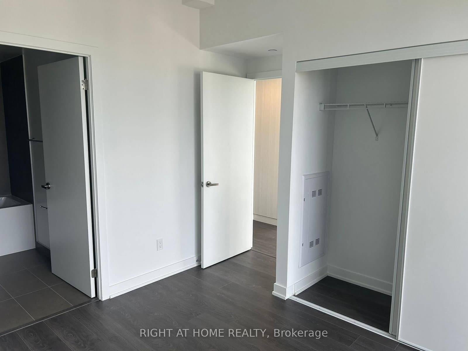 370 Martha Street, Unit 1902 thumbnail 29