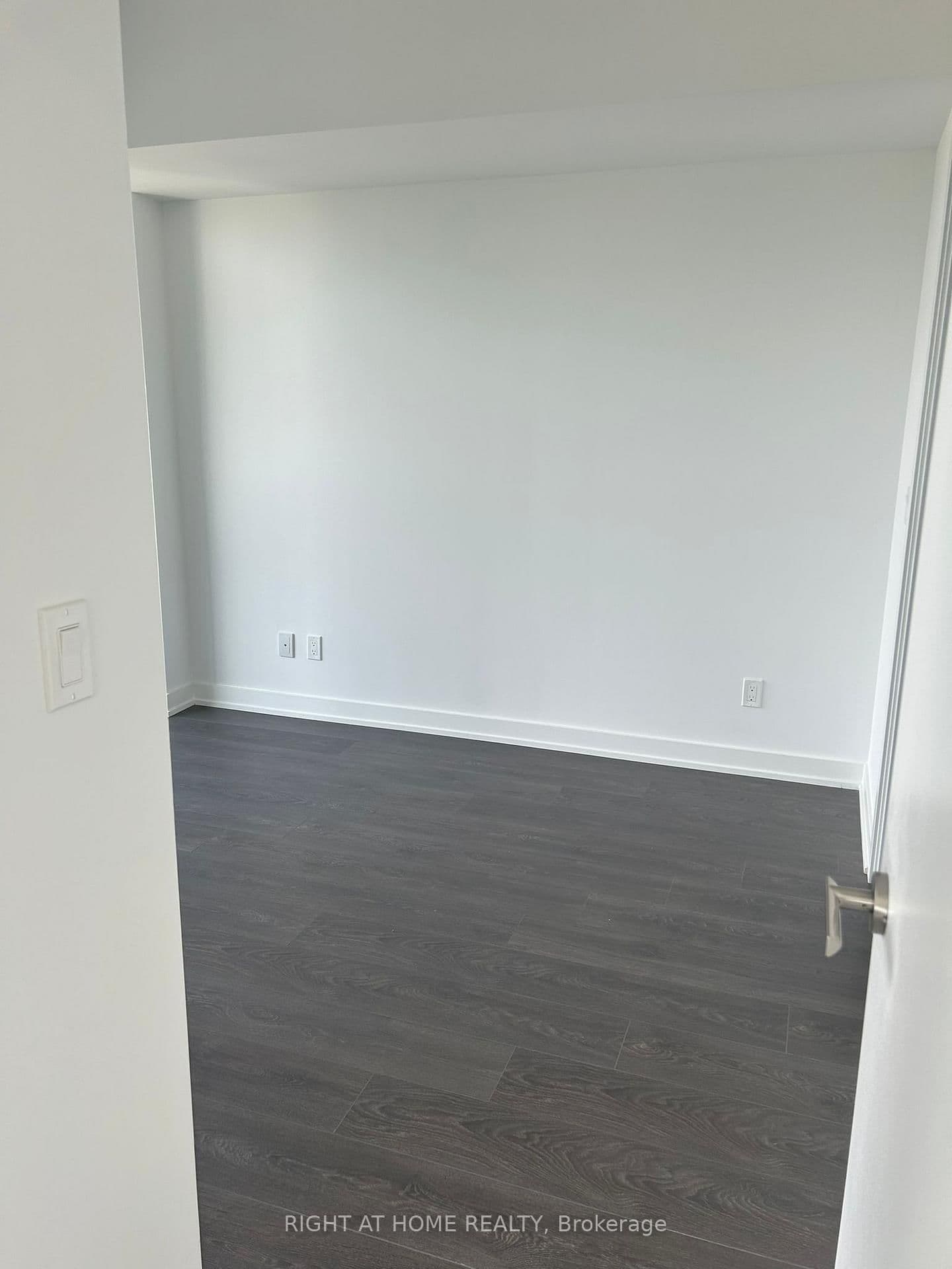 370 Martha Street, Unit 1902 thumbnail 30