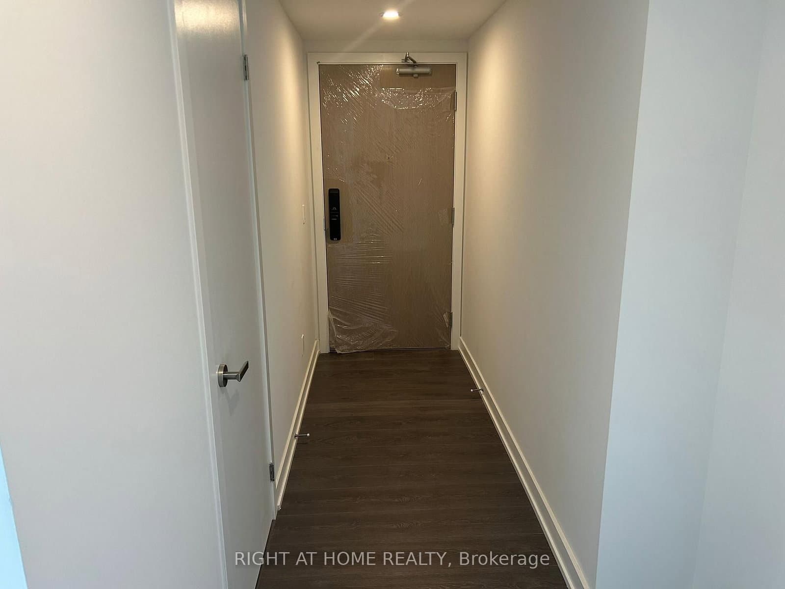 370 Martha Street, Unit 1902 thumbnail 6