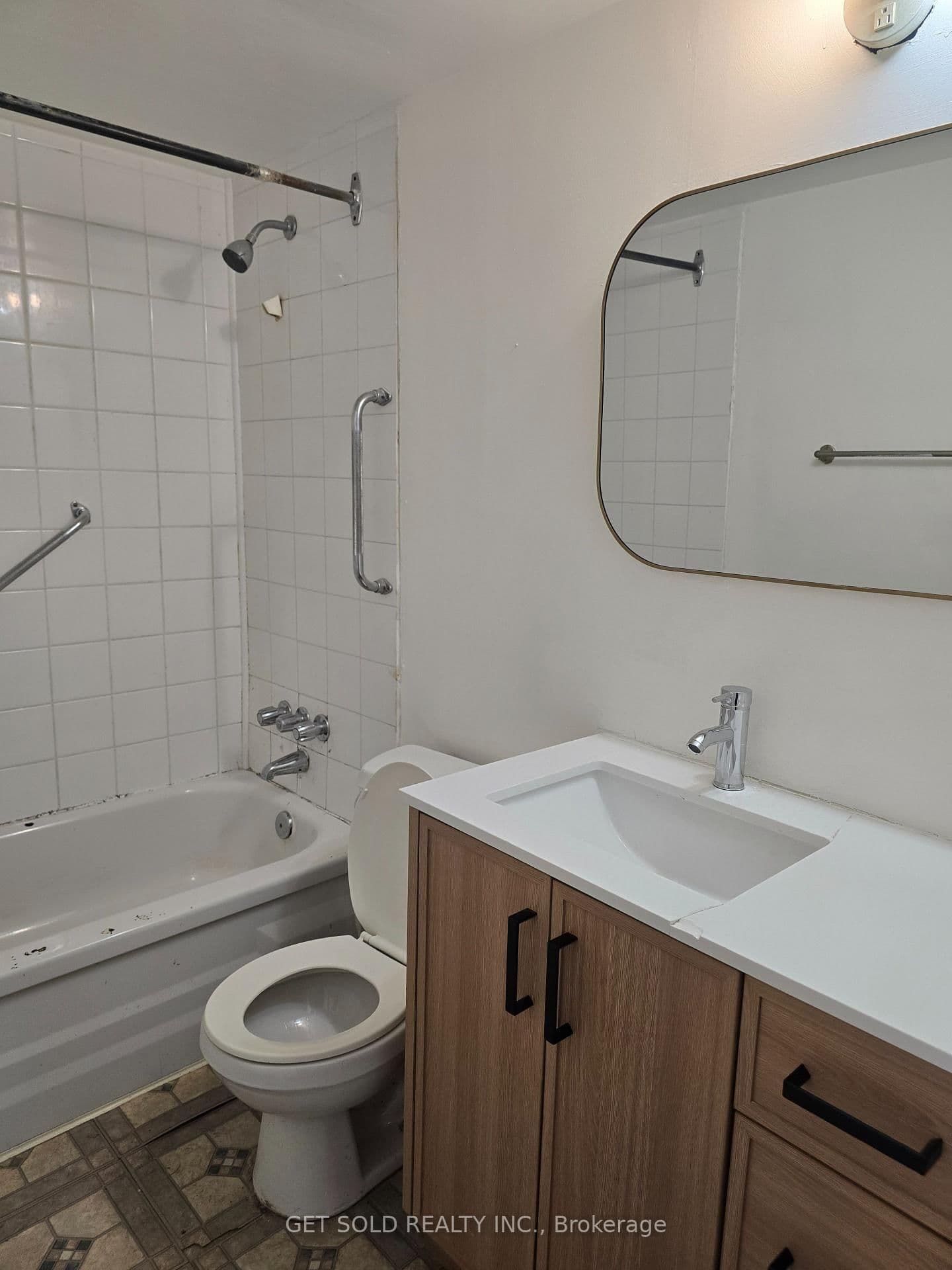 340 Dixon Road, Unit 504 thumbnail 6