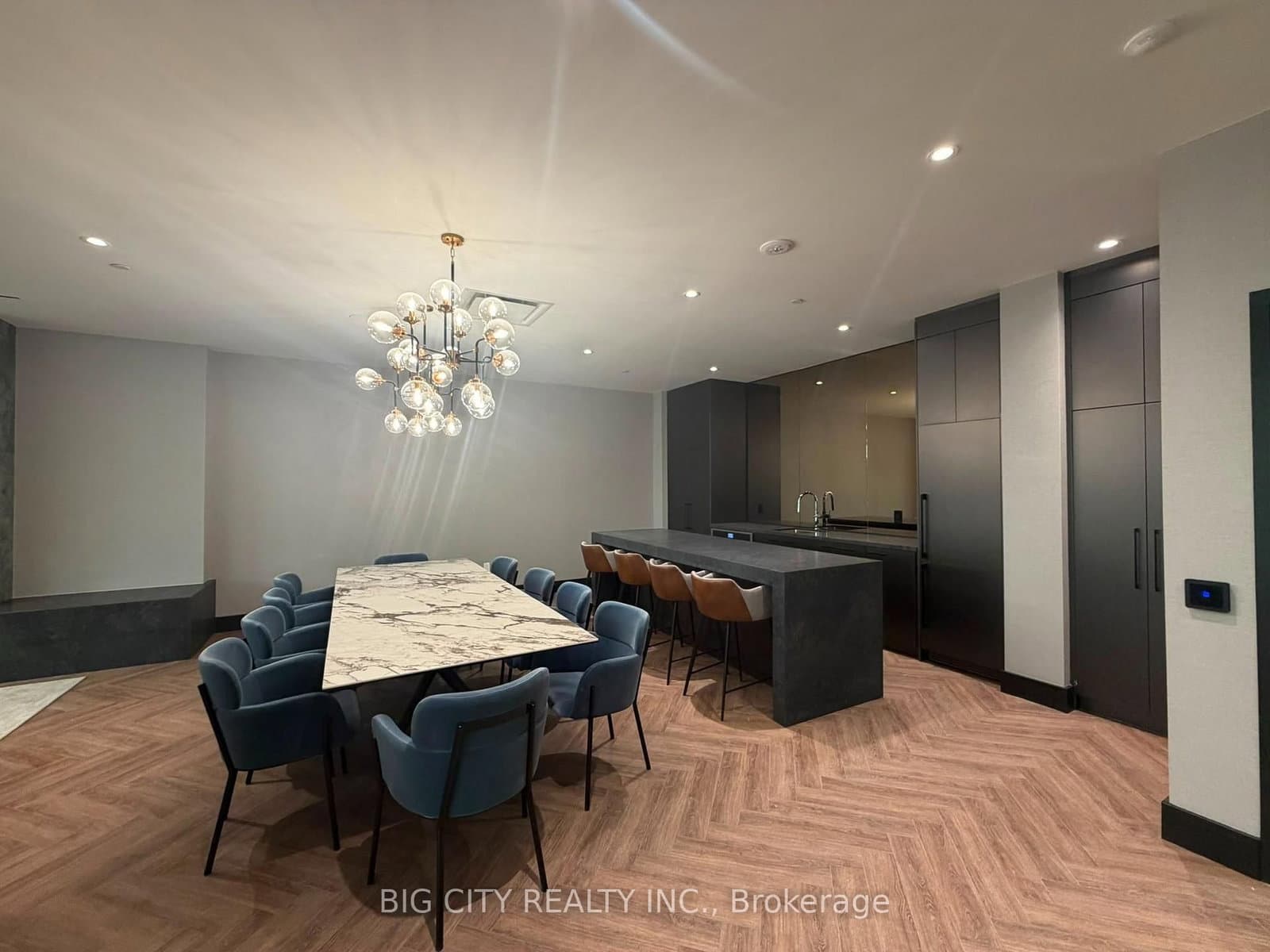 115 Nipissing Road, Unit 807A thumbnail 32