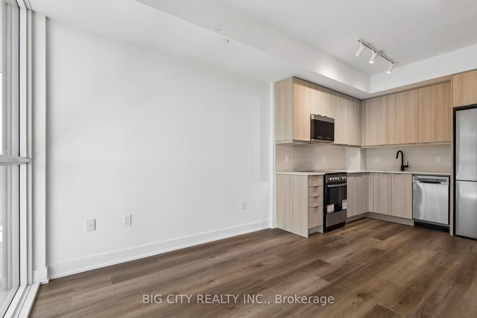 115 Nipissing Road, Unit 807A thumbnail 9