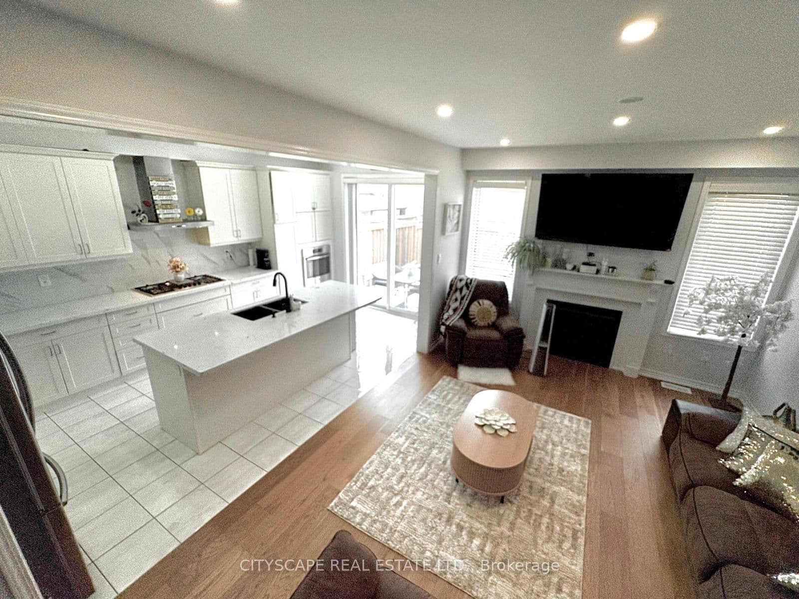 538 Edenbrook Hill Drive thumbnail 12