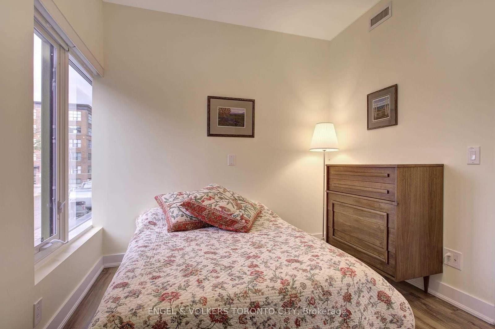 25 Ritchie Avenue, Unit 202 thumbnail 18