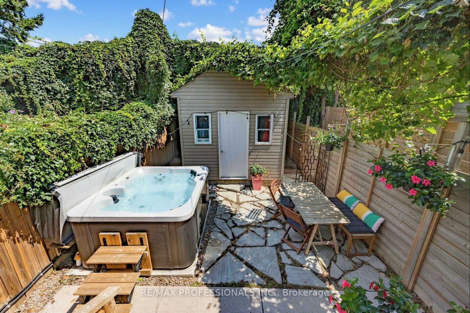 3 Blakley Avenue thumbnail 31
