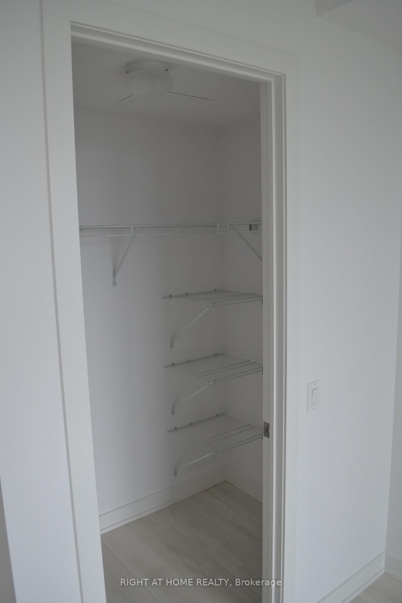 2212 Lake Shore Boulevard W, Unit 3509 thumbnail 23