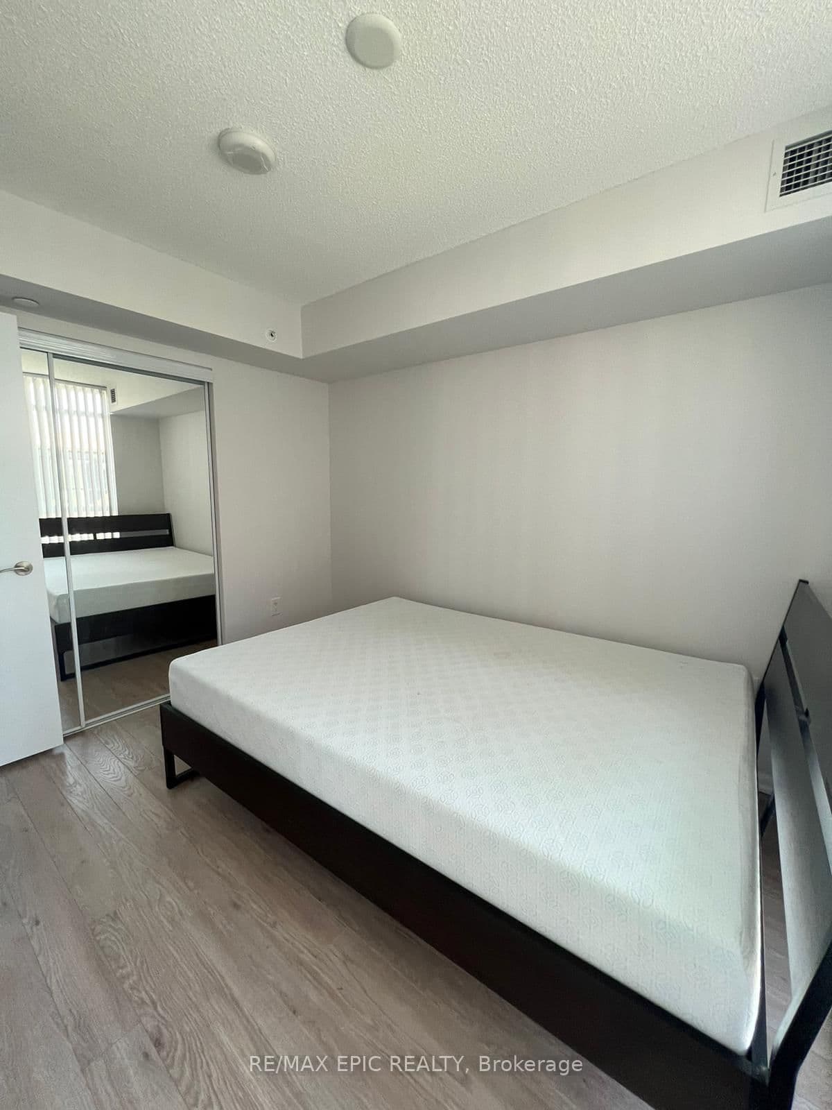 830 Lawrence Avenue W, Unit 1203 thumbnail 13