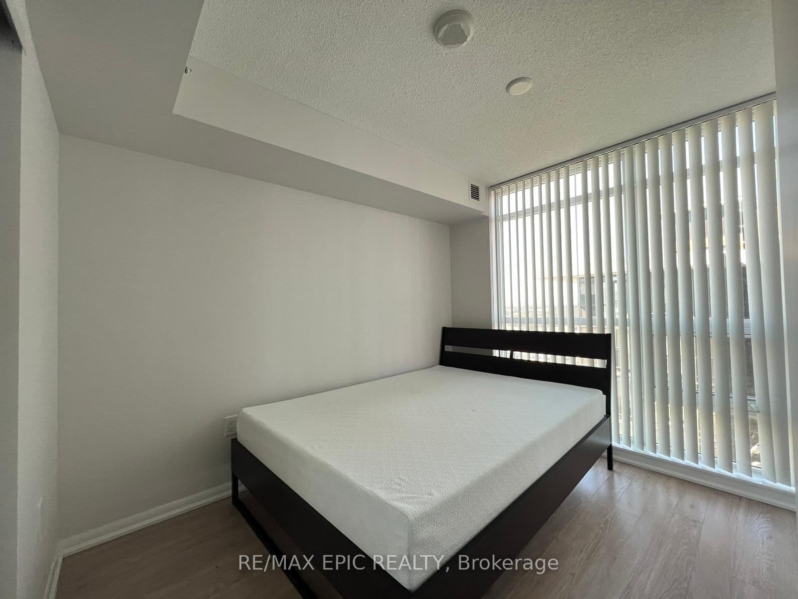 830 Lawrence Avenue W, Unit 1203 thumbnail 6