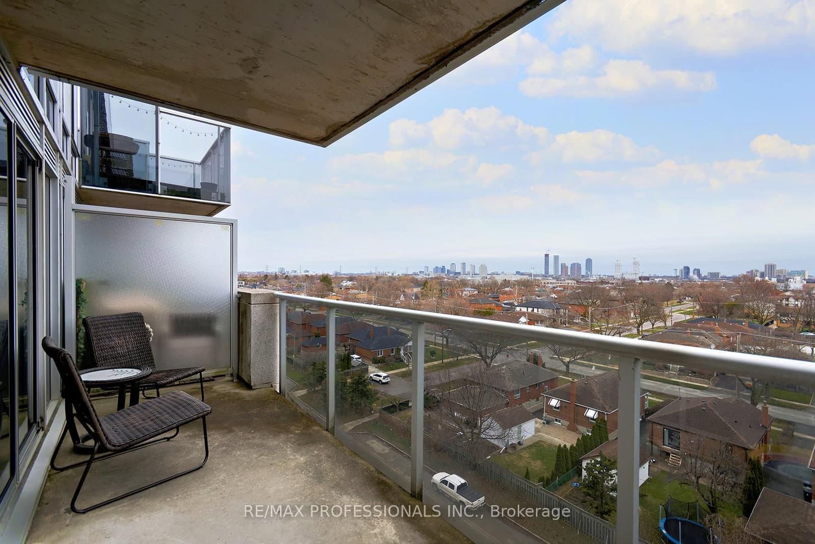 1040 The Queensway, Unit 704 thumbnail 20