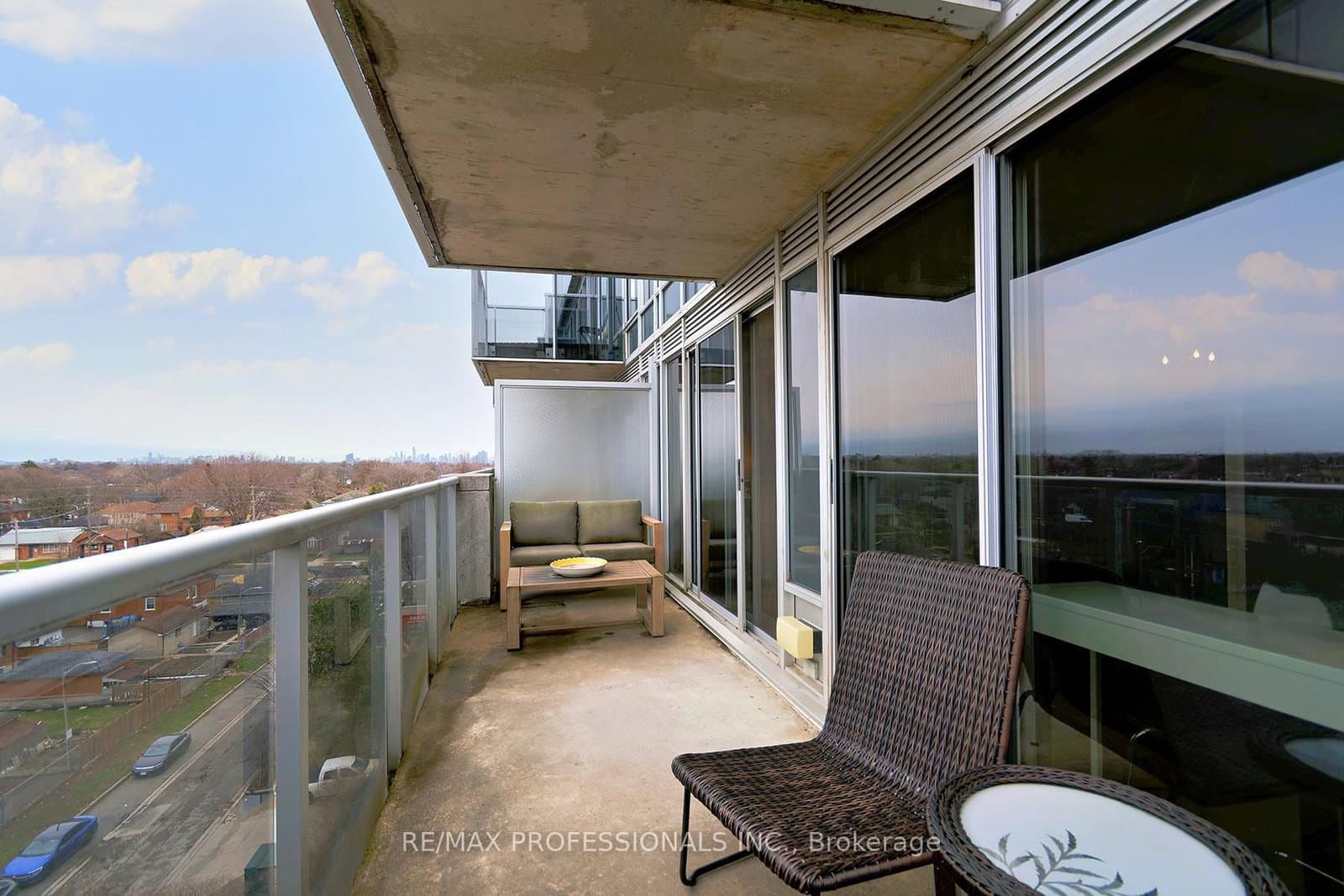 1040 The Queensway, Unit 704 thumbnail 25