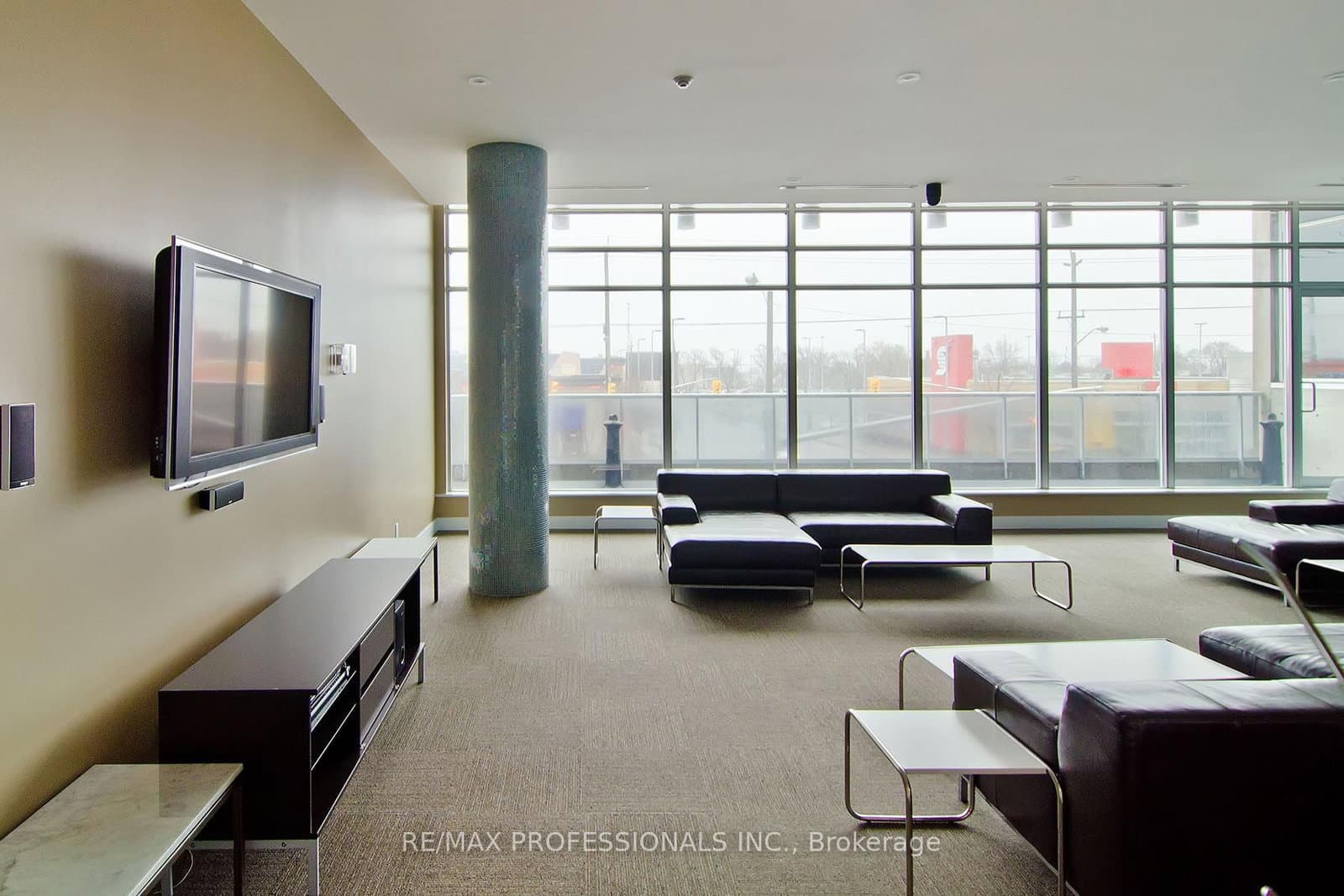 1040 The Queensway, Unit 704 thumbnail 40