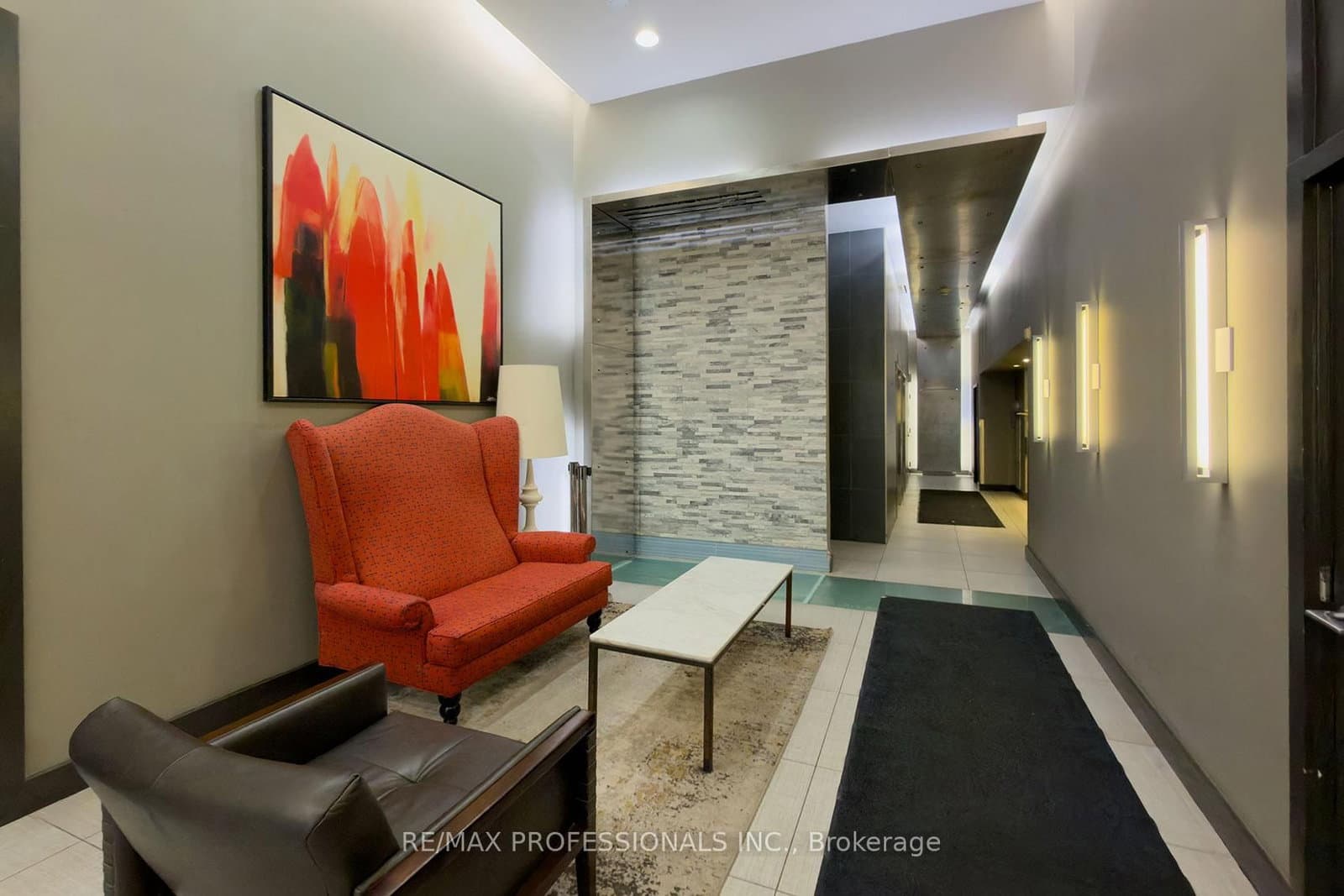 1040 The Queensway, Unit 704 thumbnail 8